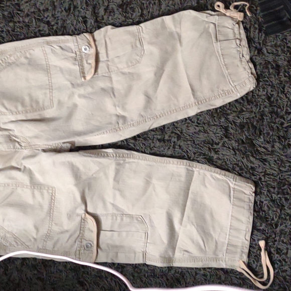 Levi - Picture 2 of 5